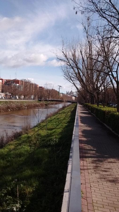 Apartamento "La Bombilla" Daire Madrid Dış mekan fotoğraf
